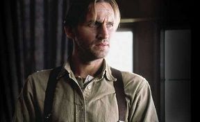 Christopher Eccleston